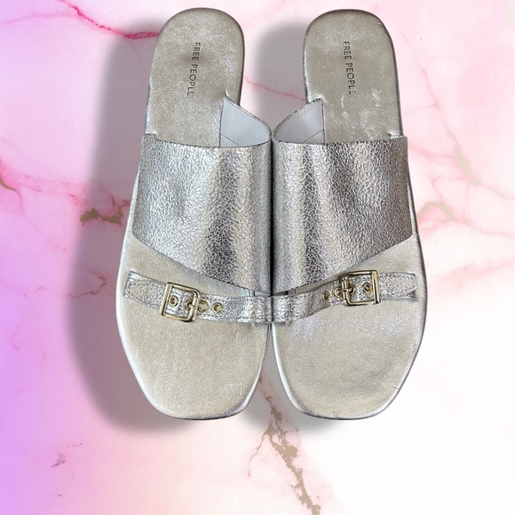 Free People Shoes - Free People Metallic Silver Sandals